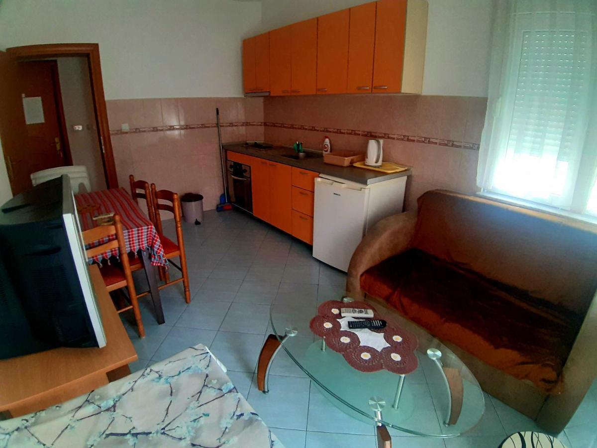 Apartments Parapid บุดวา ภายนอก รูปภาพ